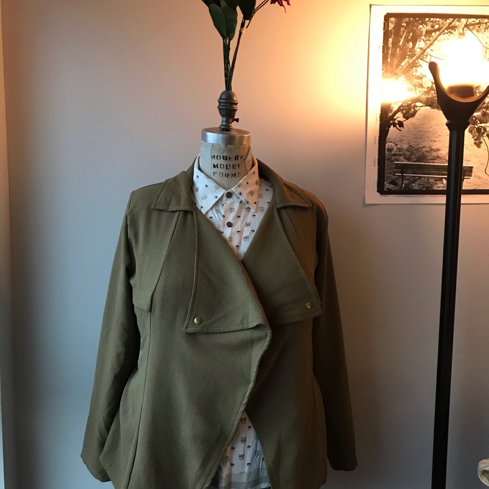 Olive Green Blazer that Give Life!
